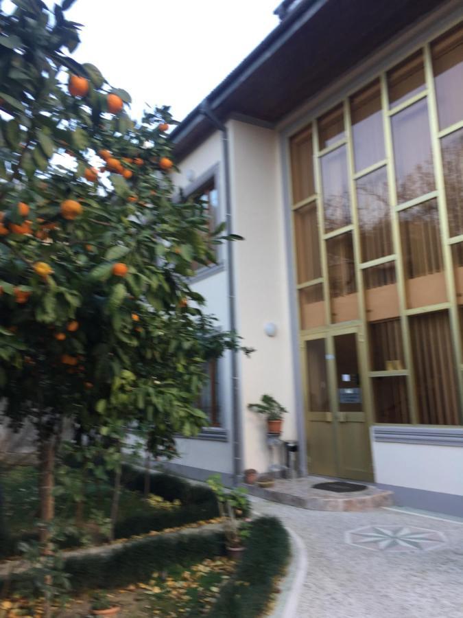 Hotel Good Luck 쿠타이시 외부 사진