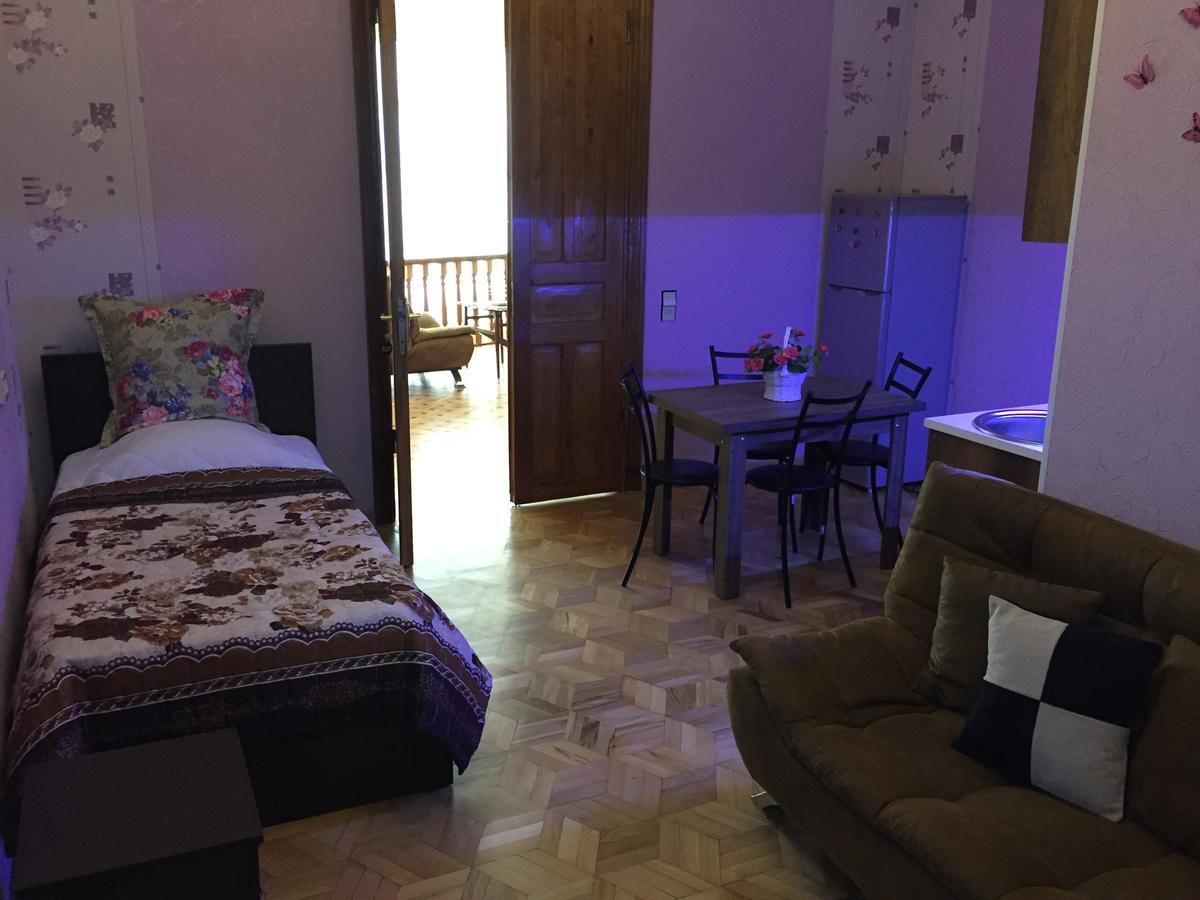Hotel Good Luck 쿠타이시 외부 사진
